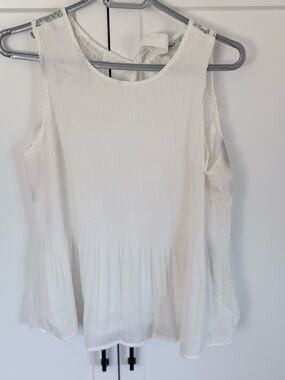ONLY White Pleated Sleeveless Blouse – Size 38 | Lace Back Detail | Like New